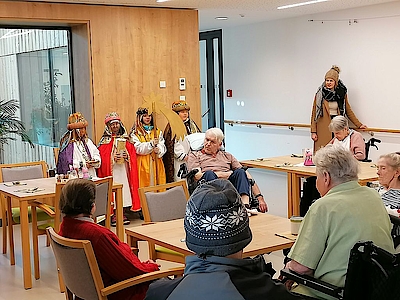 Besuch der Sternsinger am Dreikönigstag