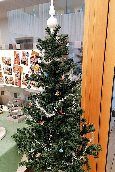 Besinnlicher 3. Adventsonntag mit Glasschmuckausstellung