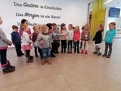 Besuch der Söller Kindergartenkinder