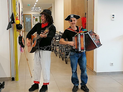 "Meuterei" in insan dahoam