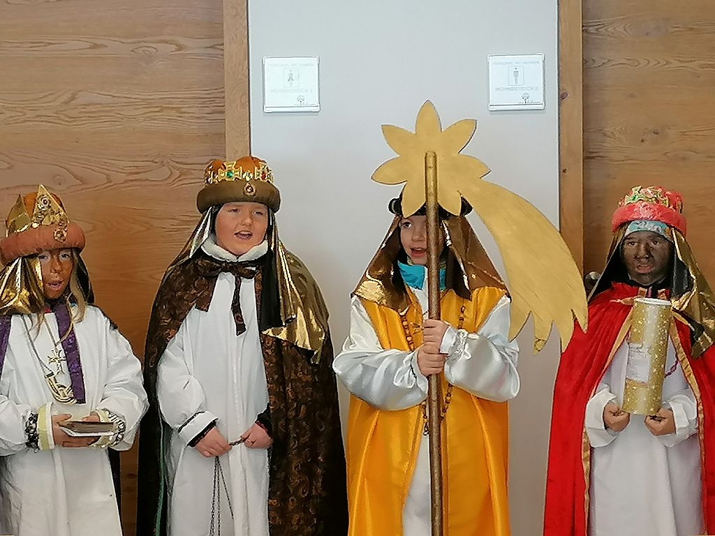 Besuch der Sternsinger am Dreikönigstag