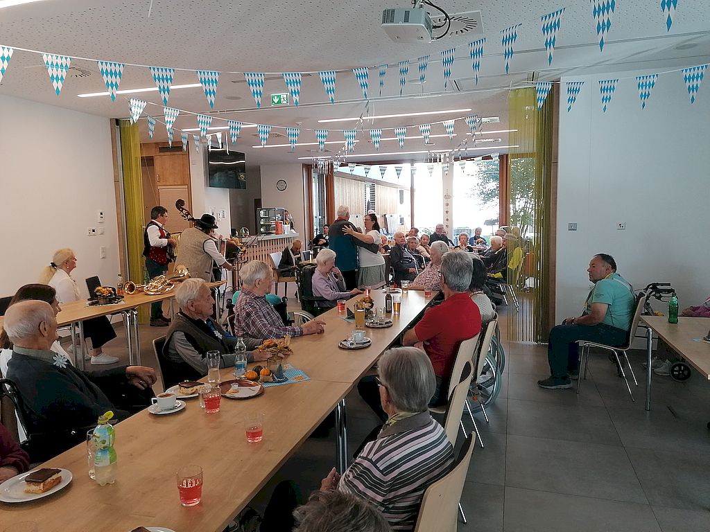 Oktoberfest im Sozialzentrum